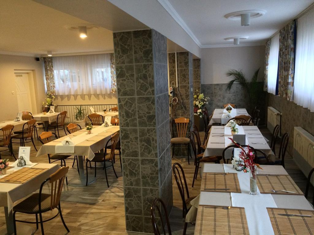 Marvany Panzio Hajdúszoboszló Exterior foto